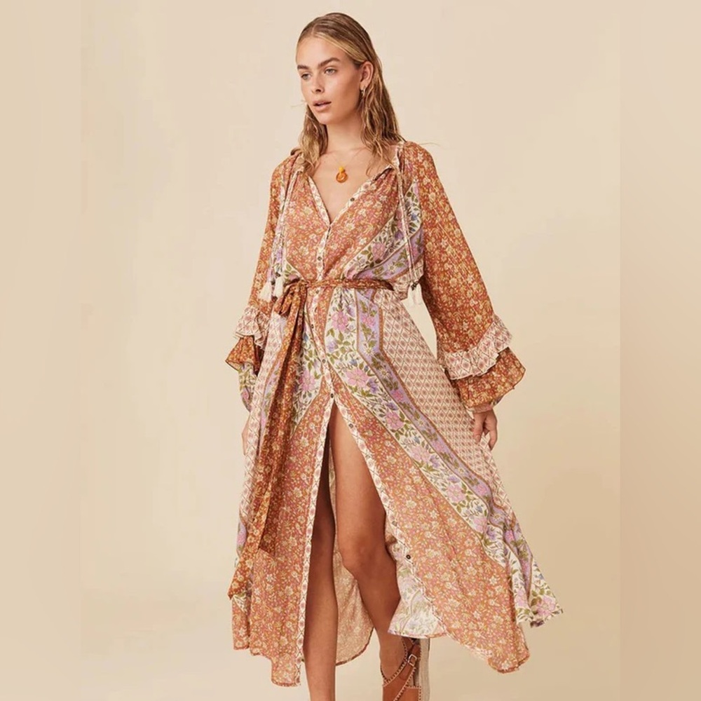Size Medium Spell SIENNA GOWN in Clay.